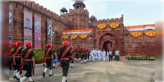 Read more about - Red Fort | স্বাধীনতা দিবসের আগে লালকেল্লায় ঢুকে পড়লো ‘সন্ত্রাসবাদী’! এই নিয়ে তৃতীয়বার নিরাপত্তায় ফাঁক!