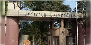 Read more about - Jdavpur University । খাতা না দেখেই দেওয়া হচ্ছে নম্বর ! যাদবপুর বিশ্ববিদ্যালয়ের পড়ুয়াদের অভিযোগে রিপোর্ট তলব উচ্চ শিক্ষা দপ্তরের