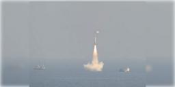 Read more about - Ballistic Missile | ব্যালেস্টিক ক্ষেপণাস্ত্রের সফল পরীক্ষা ভারতের! ডুবোজাহাজ থেকে ছোড়া পরমাণু অস্ত্রবহনেও সক্ষম