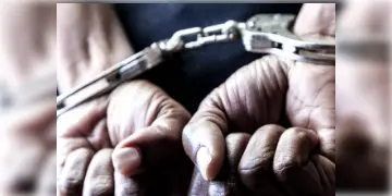 Read more about - Info Trafficking | পাক এজেন্টকে 'কনফিডেন্সিয়াল' নথি পাচার, গ্রেফতার ভারতীয় অর্ডন্যান্স ফ্যাক্টরির কর্মী