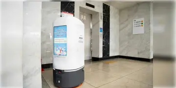 Read more about - Robot Suicide | কাজের চাপেই আত্মহত্যা? মানুষ নয়, সিঁড়ি থেকে মরণঝাঁপ দিল রোবট!