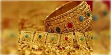 Read more about -  সোনার চাহিদা বেড়েছে, বাড়ছে ক্রেতার সংখ্যা। তাই এবার ধনতেরাসে বাড়ল সোনার দাম, বাড়তে পারে রুপোও।