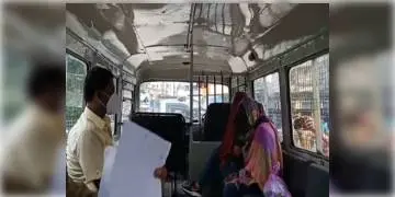 Read more about - শিলিগুড়িতে ম্যাসাজ পার্লারের আড়ালে মধুচক্র! পুলিশি হানায় গ্রেফতার ৩ ধৃত