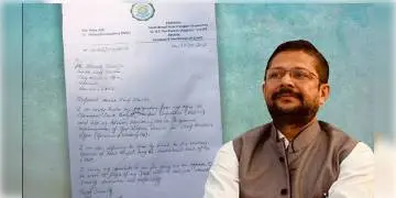 Read more about - দক্ষিণবঙ্গ রাষ্ট্রীয় পরিবহণ নিগমের চেয়ারম্যানের পদ থেকে ইস্তফা দিলেন কর্নেল দীপ্তাংশু চৌধুরী।