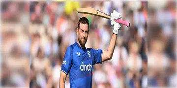 Read more about - Dawid Malan । আন্তর্জাতিক ক্রিকেট থেকে বিদায় নিলেন ইংল্যান্ডের তারকা ব্যাটার ডেভিড মালান