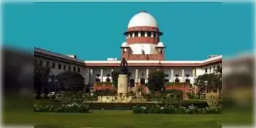 Read more about - কোভিডের থাবা এবার শীর্ষ আদালত সুপ্রিম কোর্টে, ভার্চুয়ালি চলবে শুনানি