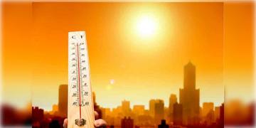 Read more about - Weather Update | তীব্র দাবদাহে পুড়ছে মহানগরী, একনজরে কলকাতার আজকের আবহাওয়া আপডেট