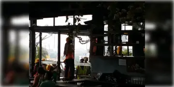 Read more about - Rooftop Restaurants in Kolkata | আপাতত ভাঙা যাবে না ম্যাগমা হাউজ়ের রুফটপ রেস্তোরাঁ! মৌখিক নির্দেশ হাইকোর্টের!