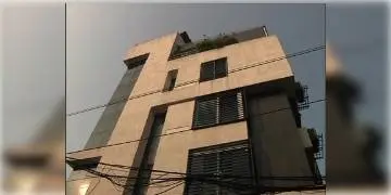 Read more about - গরু পাচার ও কয়লা পাচার কাণ্ডে ৩ ব্যবসায়ীর বাড়ি চলছে সিবিআই হানা।