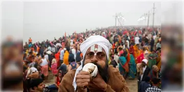Read more about - Mahakumbh 2025 | মহাকুম্ভ মেলায় ব্যাপক আয় উত্তরপ্রদেশের কারিগরদের! ব্যবসা হতে পারে ৩৫ কোটি টাকার