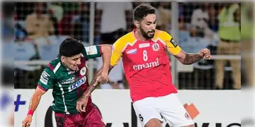 Read more about - Kolkata Derby | শনিতে শিল্ড ফাইনালে মুখোমুখি ইস্টবেঙ্গল-মোহনবাগান, ইলিশ-চিংড়ির লড়াই দেখতে উদগ্রীব দর্শক