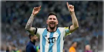 Read more about - নতুন করে ফের পেলের নজির ভেঙে লিওনেল মেসি বিশ্ব রেকর্ড গড়লেন