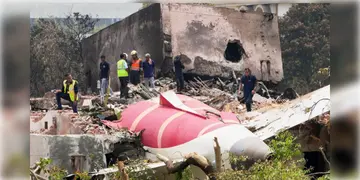 Read more about - Ahmedabad Plane Crash | 'AAIB-র তদন্ত নিরপেক্ষ নয়'- বিমান দুর্ঘটনার আলাদা তদন্তের দাবি তুললো পাইলটদের সংগঠন