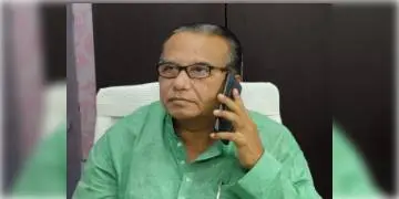 Read more about - করোনায় আক্রান্ত হয়ে চলে গেলেন শান্তিপুরের প্রাক্তন বিধায়ক অজয় দে