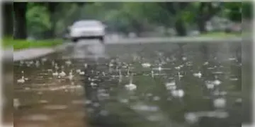 Read more about - WB Weather Update| ছিটে ফোঁটা বৃষ্টিতে আশা, হতে পারে ঝড় সহ বৃষ্টি