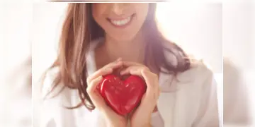 Read more about - 5 Yoga Asanas for Heart | শীতে বাড়ে স্ট্রোক-হার্ট অ্যাটাকের ঝুঁকি! জানুন হার্ট অ্যাটাকের লক্ষণ এবং কীভাবে থাকবেন সুস্থ্য!