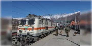 Read more about - Katra-Reasi Railway  | আরও কাছাকাছি আসবে জম্মু-কাশ্মীর! কাটরা-রিয়াসি রেলপথকে সবুজ সংকেত CRSর