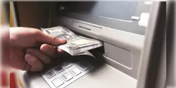 Read more about - ATM Charge | ATM টাকা তোলা হয়ে যাবে ব্যয়বহুল! টাকা তোলার ফি বাড়াতে পারে রিজার্ভ ব্যাঙ্ক অব ইন্ডিয়া