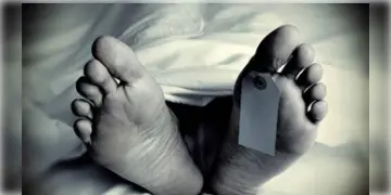 Read more about - Body Recover | কলকাতায় ফের খুন? বাগুইআটির অভিজাত আবাসন থেকে উদ্ধার তরুণীর দেহ!