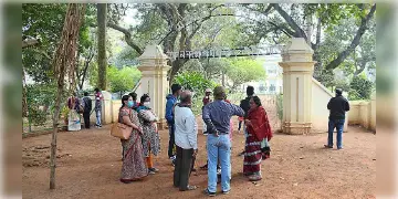 Read more about - Viswa Bharati | বিশ্বভারতীতে প্রবেশ করতে পারবেন পর্যটকরা! স্থায়ী উপাচার্য পেতেই পর্যটকদের জন্য খুলে গেলো দরজা!