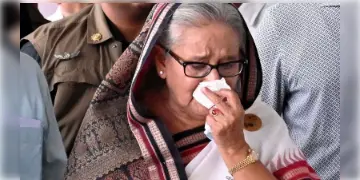 Read more about - Sheikh Hasina Verdict | হাসিনাকে ফেরত চাইলো ঢাকা, বিবৃতি জারি করে উত্তর দিলো নয়াদিল্লি!