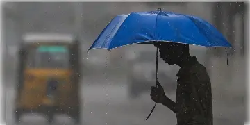 Read more about - West Bengal Weather | বৃষ্টির ভ্রুকুটির মধ্যেই বাড়বে তাপমাত্রা! সপ্তাহান্ত পর্যন্ত বৃষ্টির পূর্বাভাস দক্ষিণ-সহ উত্তরবঙ্গে!