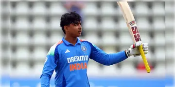 Read more about - Vaibhav Suryavanshi | অনূর্ধ্ব-১৯ ক্রিকেটে ৫২ বলে সেঞ্চুরি! রেকর্ড গড়লেন ‘বিস্ময় বালক’ বৈভব সূর্যবংশী!