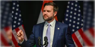 Read more about - America | 'সরাসরি হস্তক্ষেপ করবে না আমেরিকা', ভারত-পাক যুদ্ধে নিজেদের অবস্থান স্পষ্ট করলেন ভাইস প্রেসিডেন্ট জেডি ভ্যান্স