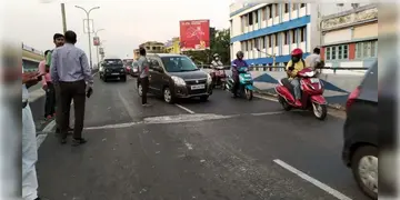 Read more about - Taratala Flyover | শারীরিক পরীক্ষার জন্যে ৪ দিন বন্ধ থাকবে তারাতলা ফ্লাইওভার! বিকল্প রুটের সন্ধান দিলো পুলিশ