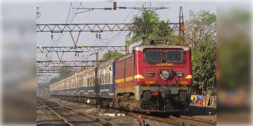 Read more about - Train Late | মাঝ রাস্তায় থমকালো জন শতাব্দী এক্সপ্রেস! শক্তিগড়ে দুর্ভোগ যাত্রীদের