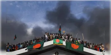 Read more about - Bangladesh Situation Update | শেখ হাসিনা দেশ ছাড়লেও শান্ত হয়নি বাংলাদেশ! গতকালই মৃত প্রায় ১৩৫