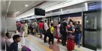 Read more about - Kolkata Metro | তিনদিন মহানগরীতে বন্ধ মেট্রো চলাচল! কোন পথ দিয়ে যাতায়াত করবেন জেনে নিন