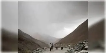 Read more about - পিছিয়ে নেবে ট্যাঙ্ক, ফিঙ্গার ৮ থেকে সম্ভবত সরবে চিনা সেনা। নজরদারি ড্রোন ও বৈঠকের মাধ্যমে।