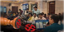 Read more about - SIR-BLO | SIR-এর কাজের জন্যে BLO-দের দেওয়া হচ্ছে বিশেষ কিট ব্যাগ, কী কী থাকছে ব্যাগে?