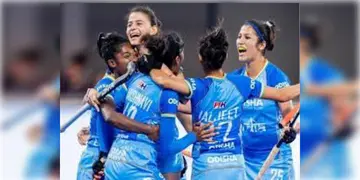 Read more about - FIH Pro League | পুরুষরা হারলেও জিতল মহিলারা, হকিতে ইংল্যান্ডকে হারিয়ে প্রতিশোধ নিলো ভারতের মেয়েরা