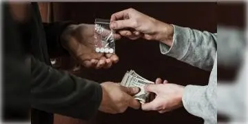 Read more about - কলকাতার বুক থেকে গ্রেফতার ২৫ কোটি টাকার এক মাদক পাচারকারী