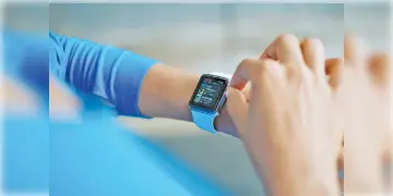 Read more about - Smart Watch: সাবধান, স্মার্টওয়াচ ব্যবহার করে অভিনব প্রতারণা!