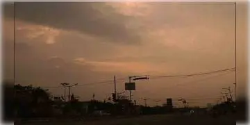 Read more about - রাজ্যজুড়ে বৃষ্টির সম্ভাবনা, সোম থেকে শুরু হতে পারে শীতের ছোট্ট ইনিংস