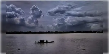 Read more about - West Bengal Weather | বিশ্বকর্মা পুজো ও গণেশ চতুর্থীতে বৃষ্টিতে ভিজবে দক্ষিণবঙ্গ! ফের বঙ্গোপসাগরে তৈরী ঘূর্ণাবর্ত!