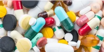 Read more about - ফের ওষুধের মূল্যবৃদ্ধি, প্যারাসিটামল থেকে বিভিন্ন জীবনদায়ী ওষুধের ১০ শতাংশ দাম বাড়বে