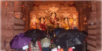 Read more about - Weather Update | যষ্ঠীতেও নাছোড় নিম্নচাপ, একনজরে কলকাতার আজকের আবহাওয়া আপডেট