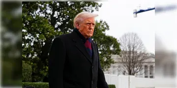 Read more about - Donald Trump | 'প্রতিশোধ নেব'- সিরিয়ার জঙ্গি হামলার কড়া জবাব দেওয়া হবে, হুঙ্কার ট্রাম্পের!