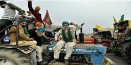 Read more about - দিল্লির রাজপথে কৃষকদের ট্র্যাক্টর মিছিল, কেন্দ্রের সঙ্গে অষ্টম দফার বৈঠকে বসছেন কৃষকরা