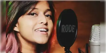 Read more about - Yohani-T Series: ‘মানিকে মাগে হিতে’ থেকে জনপ্রিয়তা লাভের পর সোজা টি সিরিজে যোগ, সংস্থার সাথে চুক্তি করলো সিংহলী গায়িকা