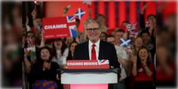 Read more about - Keir Starmer । ব্রিটেনে ১৪ বছর ফের লেবার পার্টির সরকার গঠন করতে চলেছেন স্টার্মার! ব্রিটিশ নির্বাচনে দাপট দেখালেন ভারতীয় বংশোদ্ভূতরা!