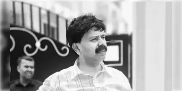 Read more about - Zafiqul Islam | গুরুতর অসুস্থ অবস্থায় প্রয়াত হলেন ডোমকলের বিধায়ক জাফিকুল ইসলাম