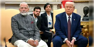 Read more about - Modi-Trump | শুল্ক নিয়ে জট কাটাতে মোদি-ট্রাম্পের সাক্ষাৎ? সেপ্টেম্বরেই মুখোমুখি হতে পারেন দুই রাষ্ট্রনেতা!