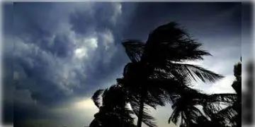 Read more about - West Bengal Weather | তীব্র তাপদাহ থেকে সাময়িক স্বস্তি! রবিবার দক্ষিণবঙ্গের সাত জেলায় কালবৈশাখীর পূর্বাভাস! হতে পারে সামান্য বৃষ্টিও!