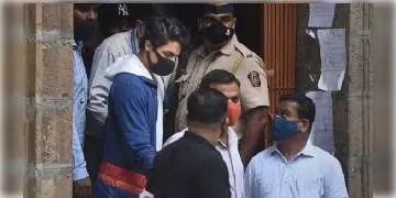 Read more about - ২০ অক্টোবর পর্যন্ত জেলেই থাকবেন আরিয়ান, জেল থেকে ফিরে তাঁর পরবর্তী জীবনের পরিকল্পনা জানালো NCB-কে