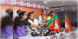 Read more about - BJP | বিজেপিতে যোগ দিয়েই রাজ্যসভার টিকিট পেলেন সুখেন্দুশেখর-সুস্মিতা-প্রকাশ !